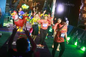 BIB: 3381, 3174, 320
                            <button type="button" onclick="openModal(26275174)" class="btn btn-primary btn-sm float-right btn-popup" data-toggle="modal" data-target=".modal-high-quality">
                        <i class="fas fa-shopping-cart"></i> Add to Cart
                    </button>
                                            <button type="button" onclick="isThisMe(26275174, true)" class="btn btn-success btn-sm float-right btn-popup btn-isme hidden" data-toggle="tooltip" data-placement="bottom" title="นี่คือรูปของคุณใช่ไหม คลิกที่นี่เพื่อเอาเข้าอัลบั้ม">
                        <i class="fas fa-plus"></i> Add to album
                    </button>
                    <button type="button" onclick="isThisMe(26275174, false)" class="btn btn-warning btn-sm float-right btn-popup btn-isnotme hidden">
                        <i class="fas fa-ban"></i> Remove from album
                    </button>